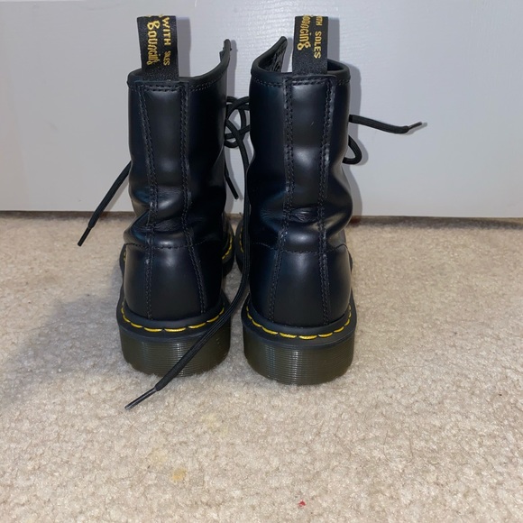 Black Leather Dr. Martens 1460 - Picture 3 of 4